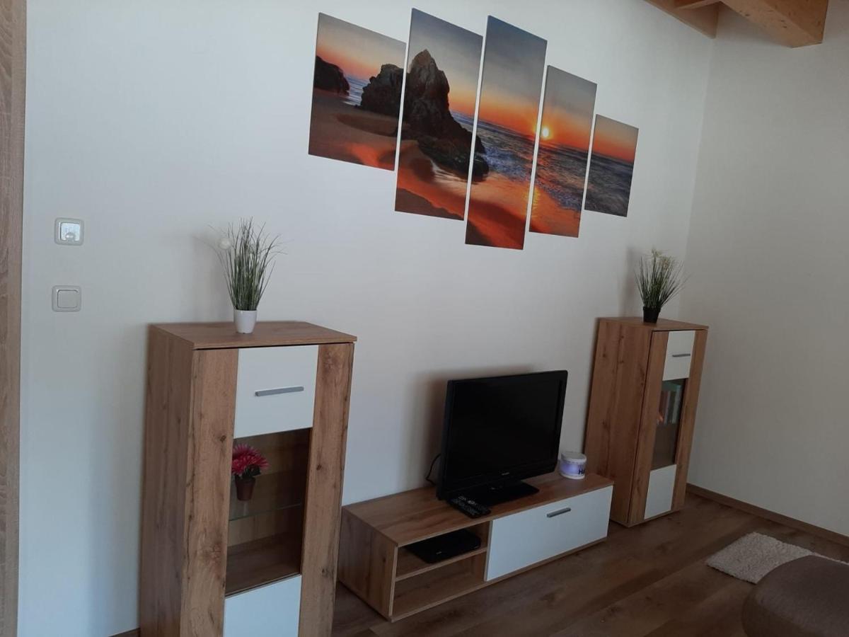 Ferienwohnung Leni 알타우시 외부 사진